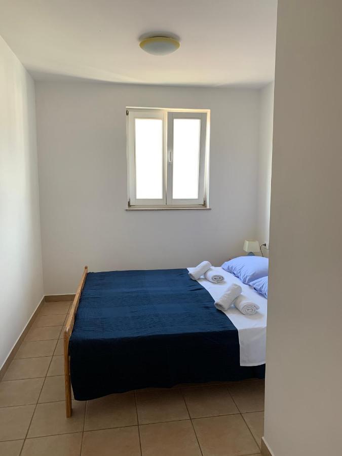 Apartments Happy Stay Center Baska Екстер'єр фото