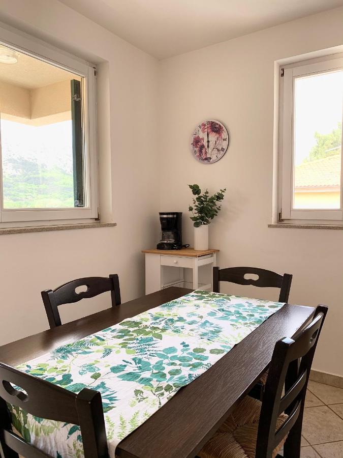 Apartments Happy Stay Center Baska Екстер'єр фото