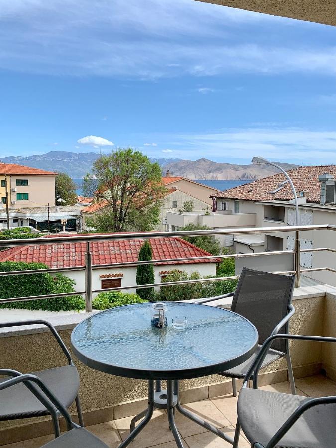 Apartments Happy Stay Center Baska Екстер'єр фото